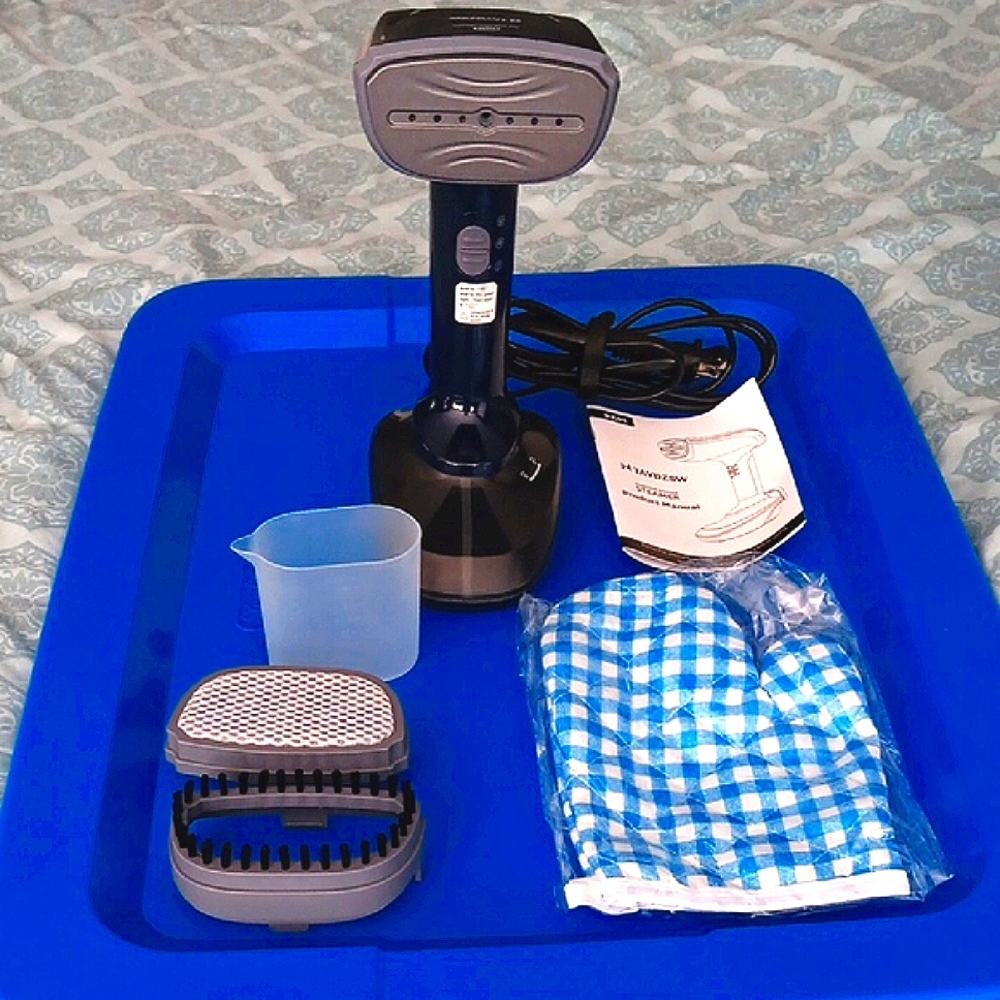 TAYDZSW Handheld Garment Steamer - Black